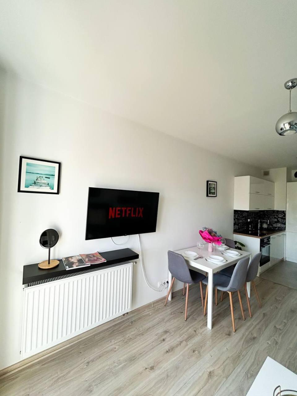 Lumina Comfy Apartment Lodz ภายนอก รูปภาพ
