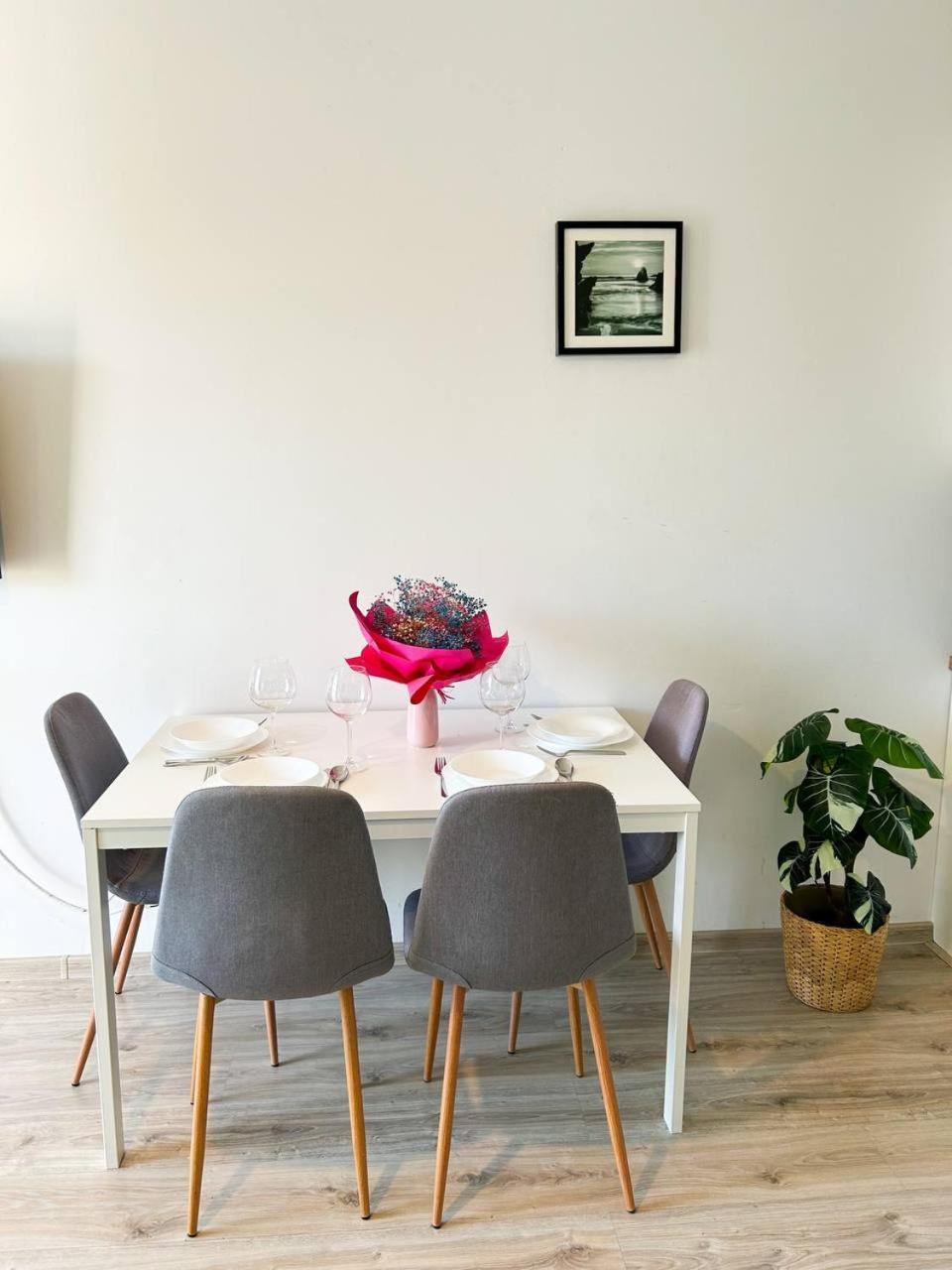 Lumina Comfy Apartment Lodz ภายนอก รูปภาพ