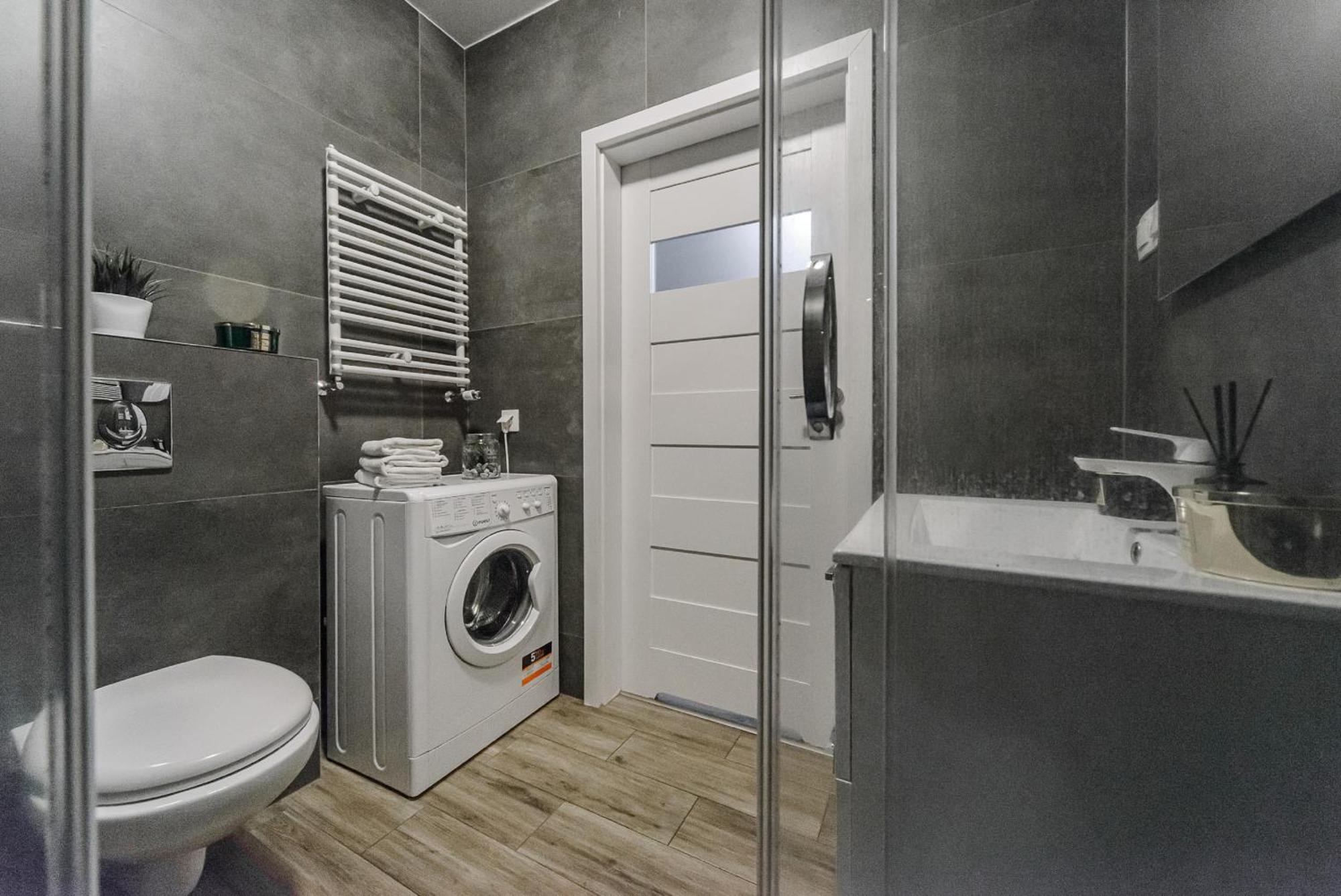 Lumina Comfy Apartment Lodz ภายนอก รูปภาพ